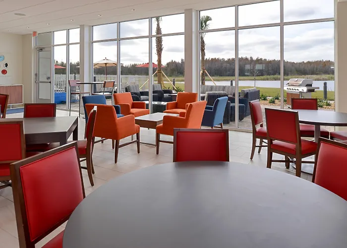 Holiday Inn Express & Suites Trinity By Ihg