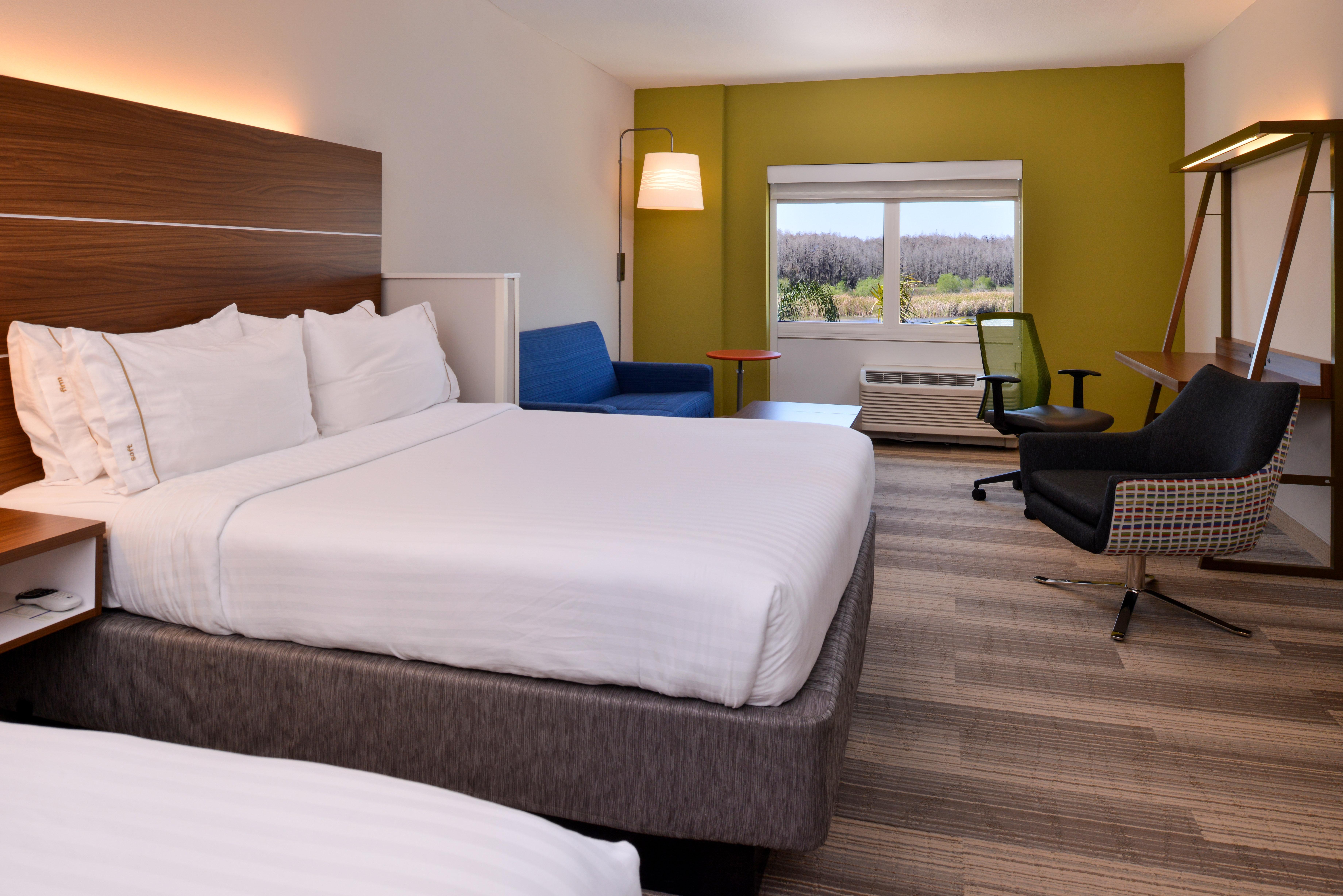 Express & By Ihg Hotel 2*