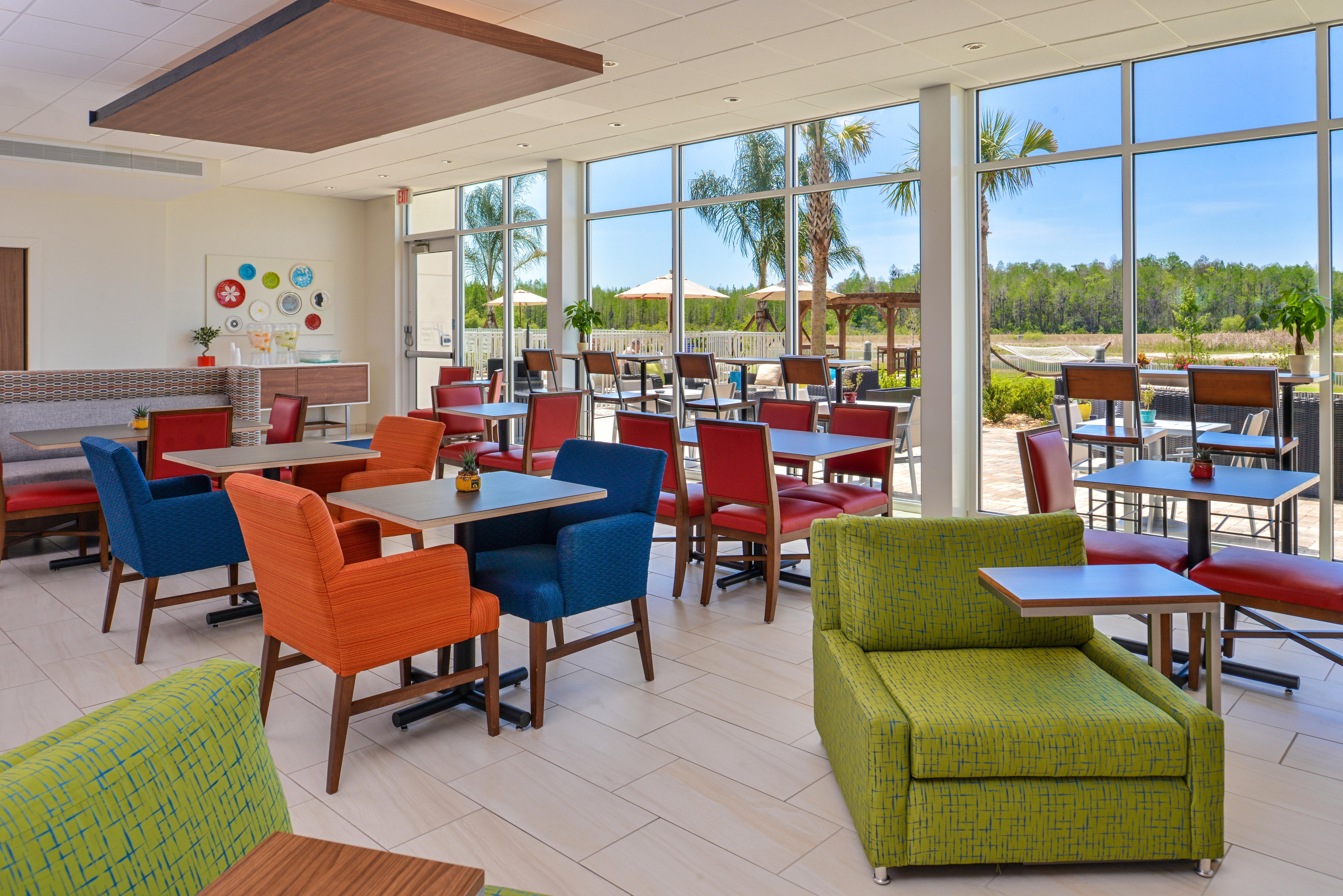 Hotel Express & By Ihg